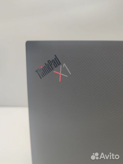 ThinkPad X1 Carbon Gen 10 full HD