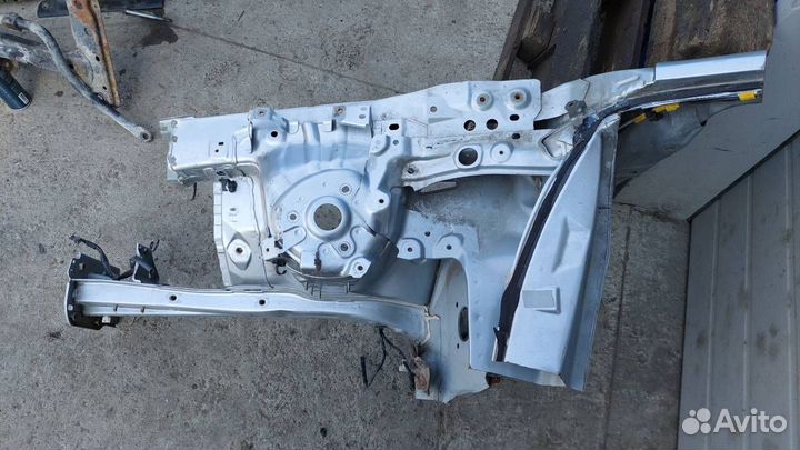 Б/У Лонжерон передний правый GHP953210A mazda