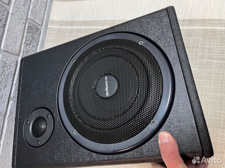 Сабвуфер плоский автомобильный Pioneer 8