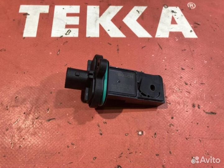 Датчик массового расхода воздуха Опель Астра J