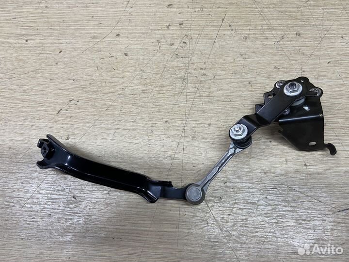 Датчик положения кузова Toyota Rav4 XA50