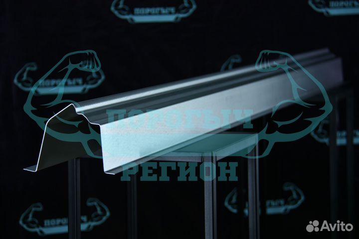 Кузовной порог Nissan Maxima/Cefiro A32