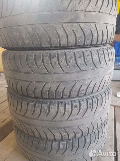 Bridgestone WinterForce 185/65 R15 88T