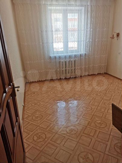 2-к. квартира, 54 м², 2/3 эт.