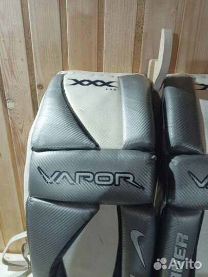 Вратарские щитки хоккейные