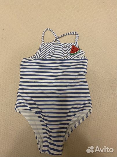 Купальник и плавки для девочки 74-80