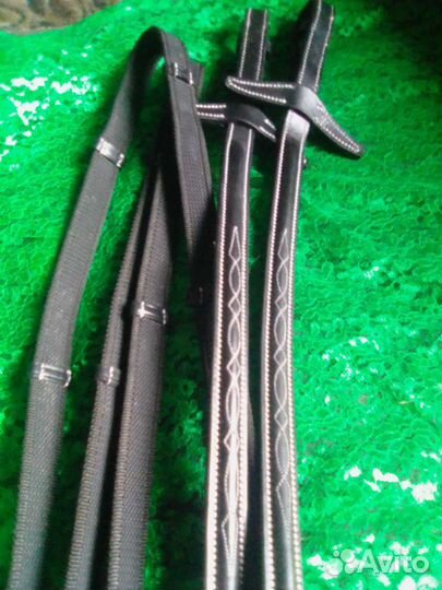 Поводья с вышивкой