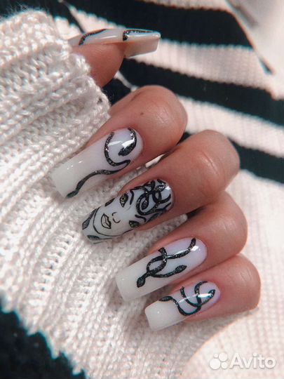 Маникюр и педикюр