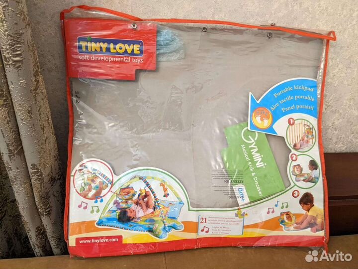 Развивающий коврик tiny love музыкальный