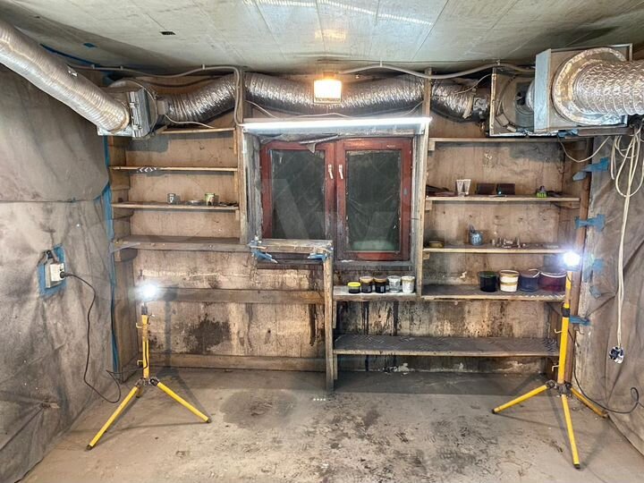 Гараж, > 30 м²