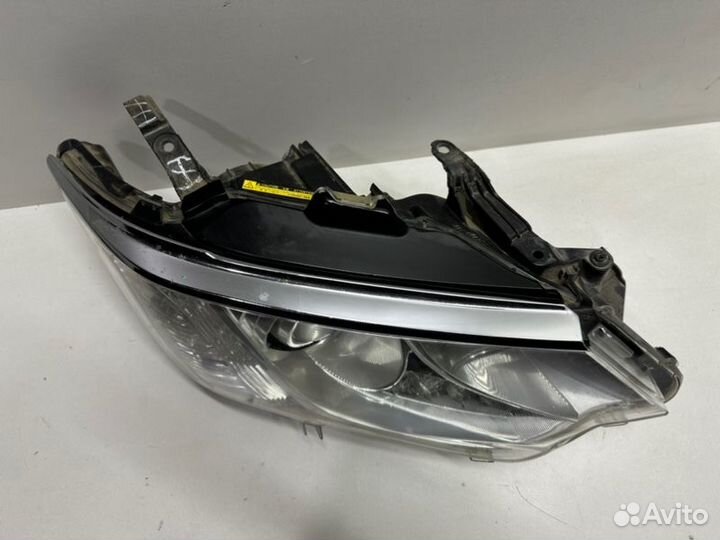 Фара адаптивная передняя правая Toyota Camry V55