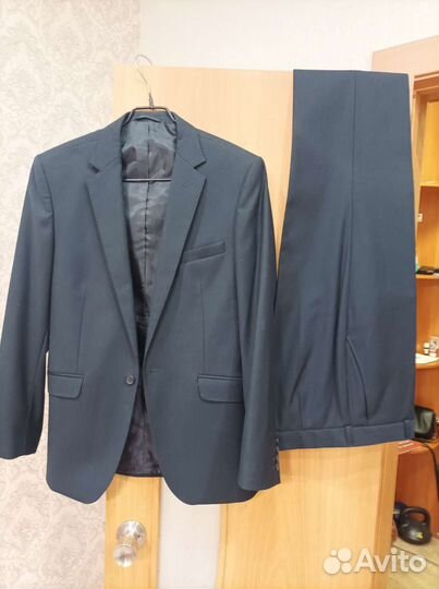 Школьный костюм