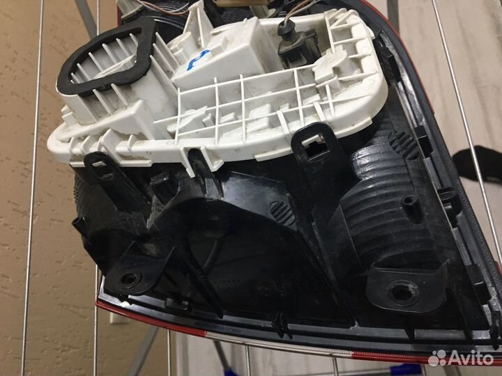 Задний левый фонарь skoda rapid