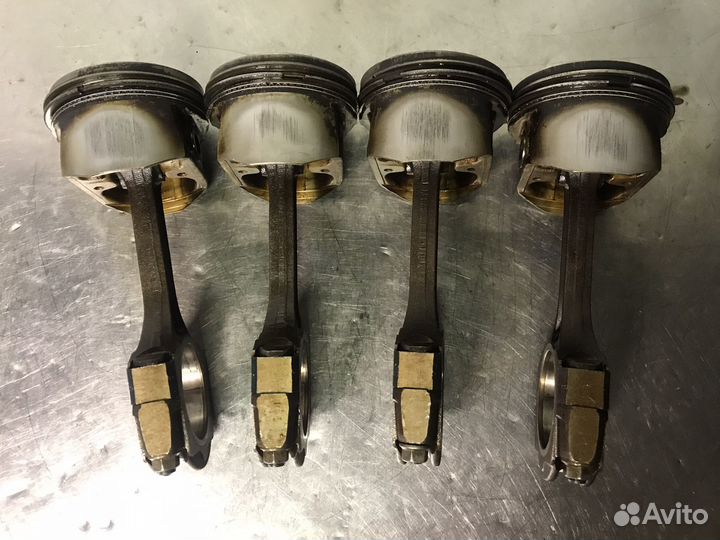 Шатун+поршень K4M 1.6 16v Renault Logan megane