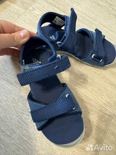Сандали adidas