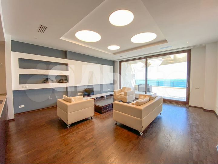 4-к. квартира, 237,7 м², 14/15 эт.