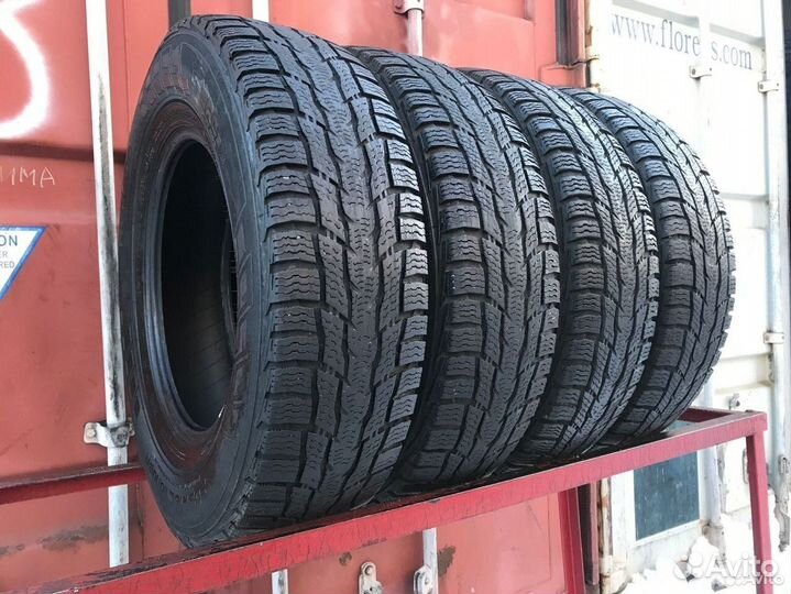 Nokian Tyres WR C3 205 R16C 110T