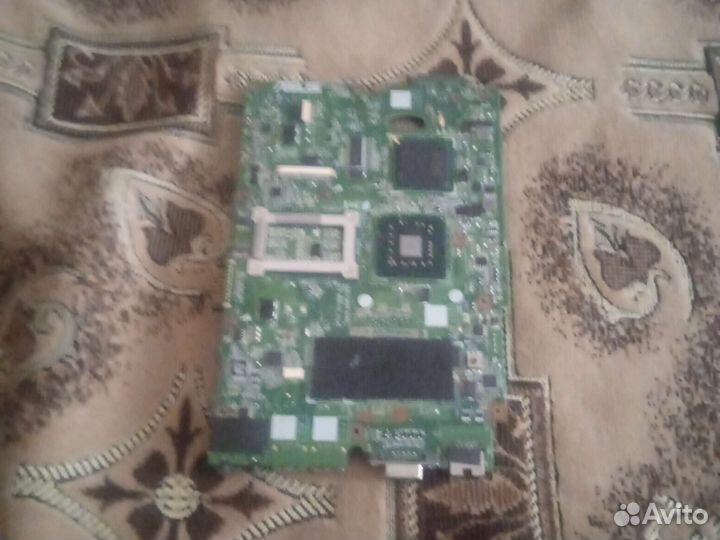 Материнская плата