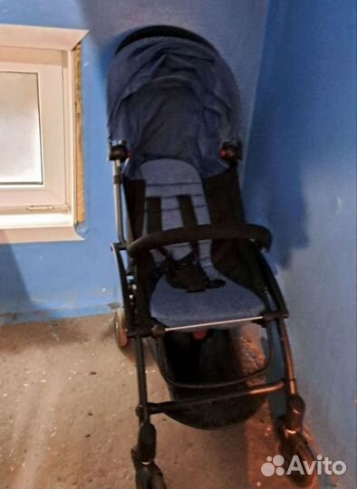 Складная коляска прогулочная