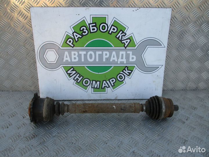 Полуось левая Фольксваген Пассат Б5 1998г