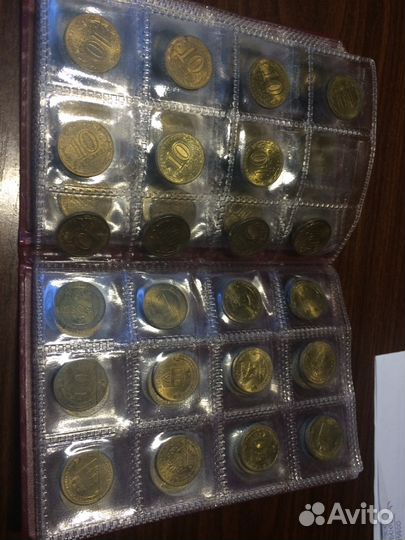 Альбом с монетами (90шт)