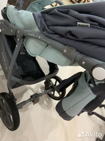 Коляска 3 в 1 riko Basic Bella