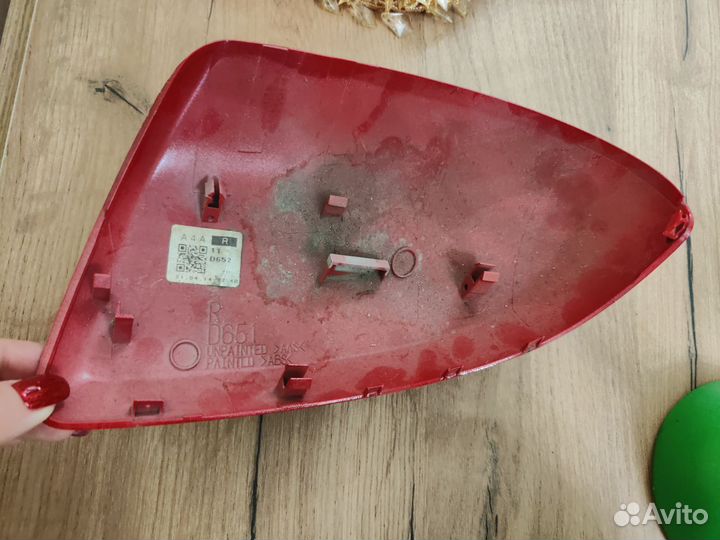 Боковая накладка на зеркало