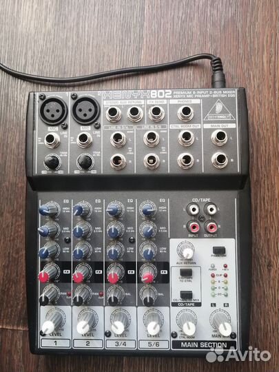 Микшерный пульт behringer xenyx 802