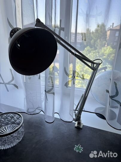 Настольная лампа IKEA белая