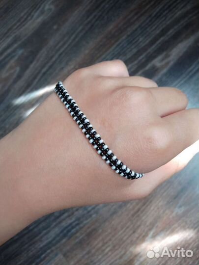 Браслет из бисера