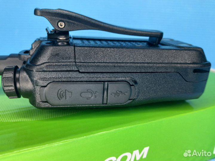 16-канальная рация с фонариком motorola