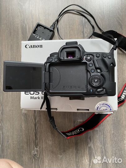 Зеркальный фотоаппарат canon 6d mark 2