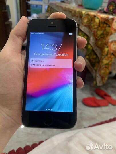 Телефон iPhone 5s