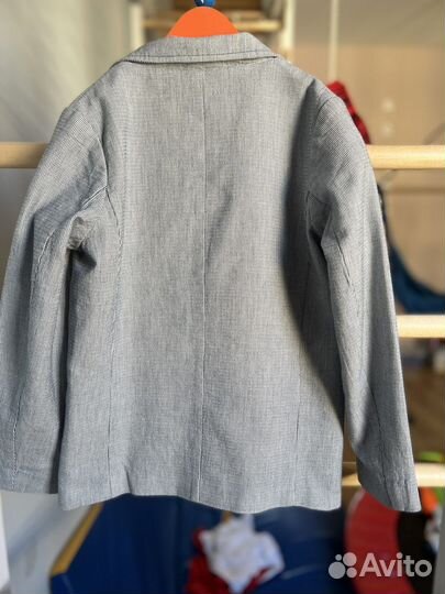 Пиджак новый в полоску 128