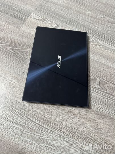 Премиум Zenbook IPS сенсор/i5 4200U/Geforce 730