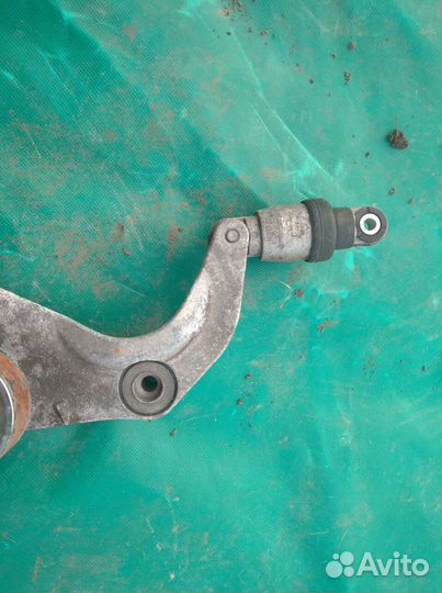 Натяжитель ремня хонда R18A