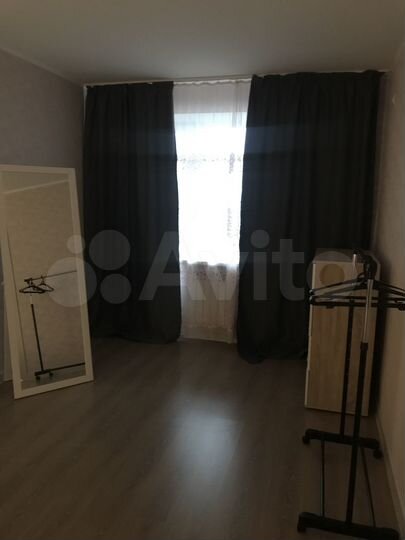 2-к. квартира, 70 м², 8/12 эт.