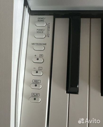 Цифровое пианино yamaha YDP 143