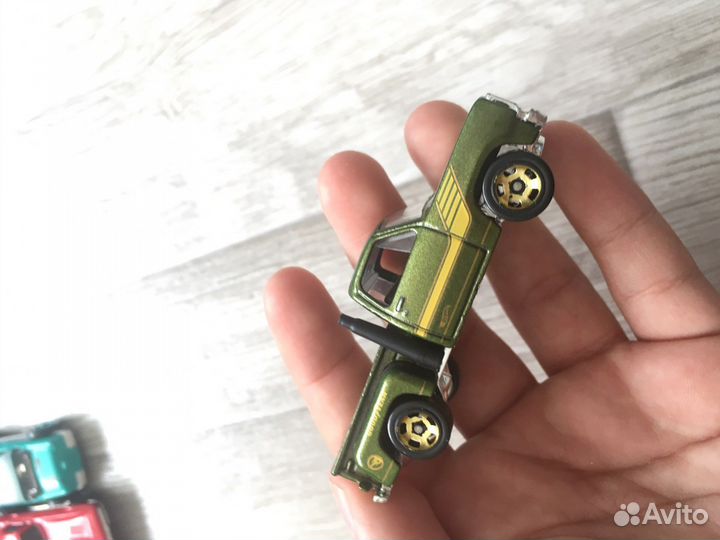 Машинки HotWheels 1 TH