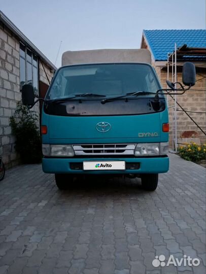 Toyota Dyna бортовой, 1998