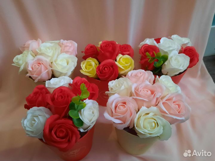 Оригинальный подарок на8марта букет из мыльных роз