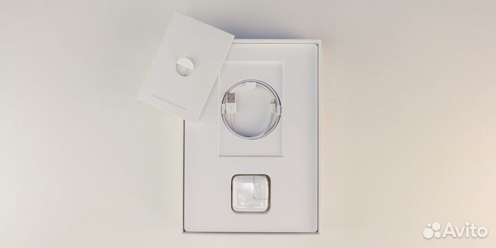 iPad 5 (2017) Silver, 128Gb(Wi-Fi) Гарантия/Магази