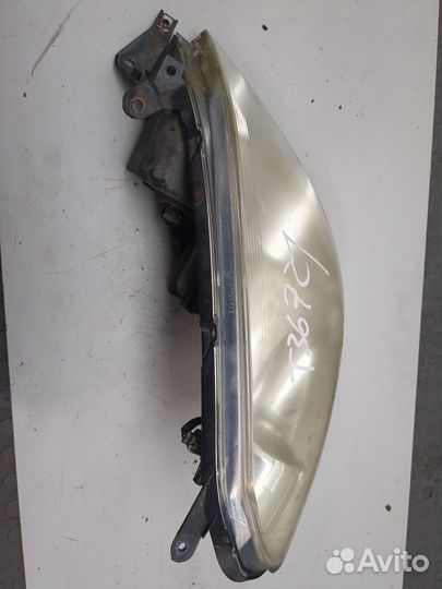 Фара (передняя) Toyota Corolla Verso, 2007