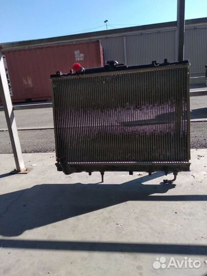 Радиатор на двс 6G 72