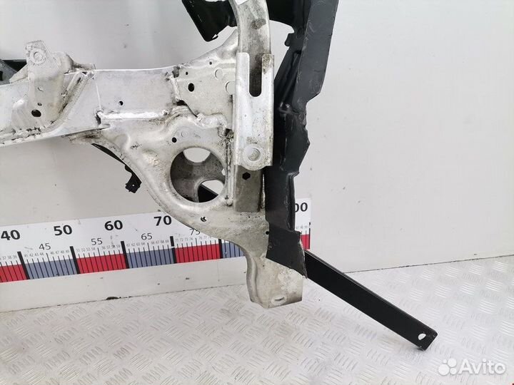 Балка для BMW 3-Series (E90/E91/E92/E93)