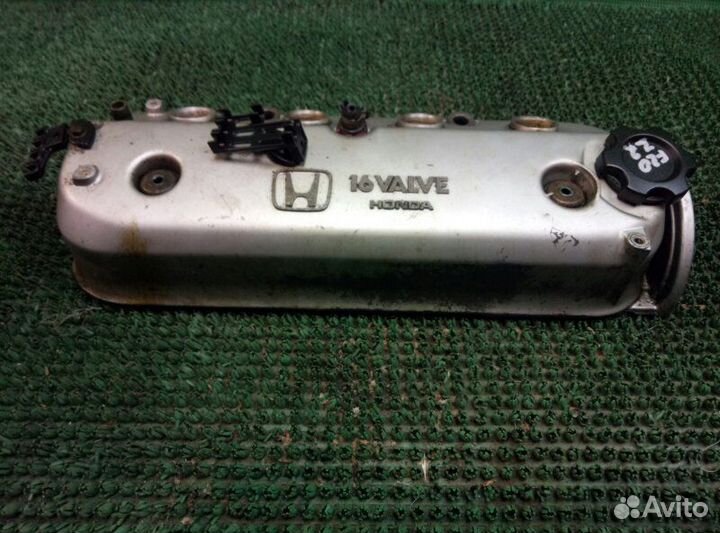 Крышка головки блока Honda Accord F20Z2 1993