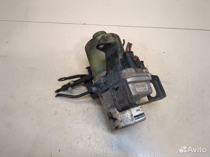 Насос усилителя руля Skoda Fabia, 2009