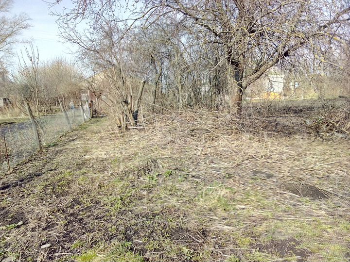 Дом 20 м² на участке 3,6 сот.