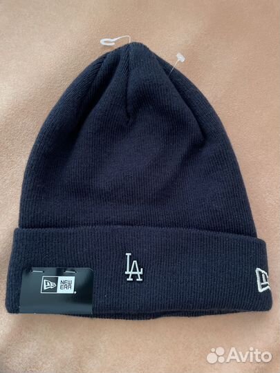 Шапка оригинал новая NE