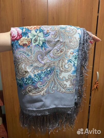 Павловопосадский шерстяной платок